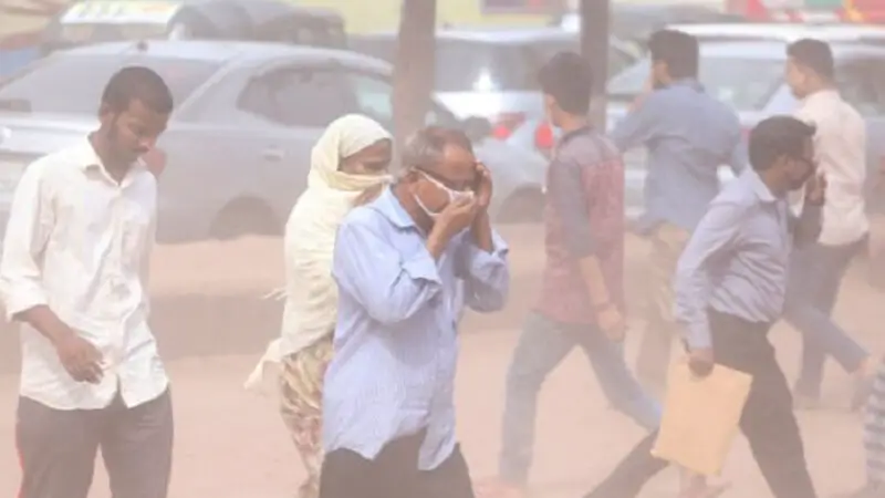 বায়ুদূষণে শীর্ষ দশে ঢাকা বায়ুদূষণে শীর্ষ দশে ঢাকা