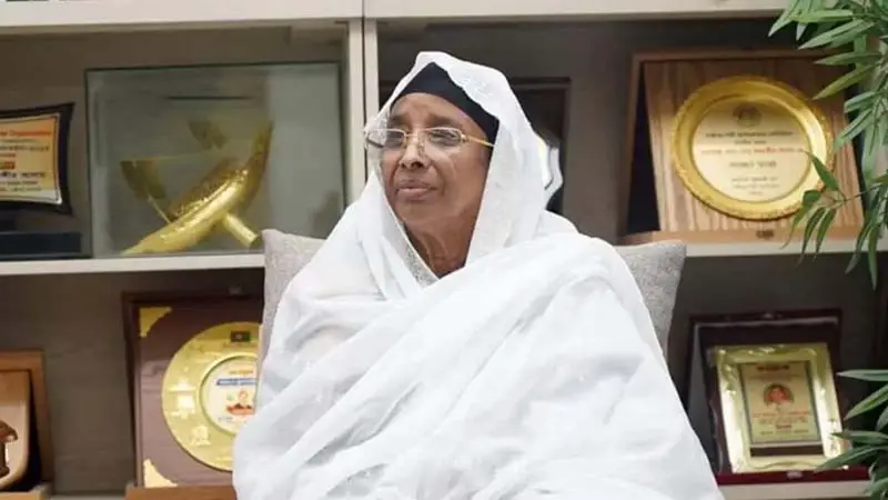 কে এই জায়েদা খাতুন? কে এই জায়েদা খাতুন?