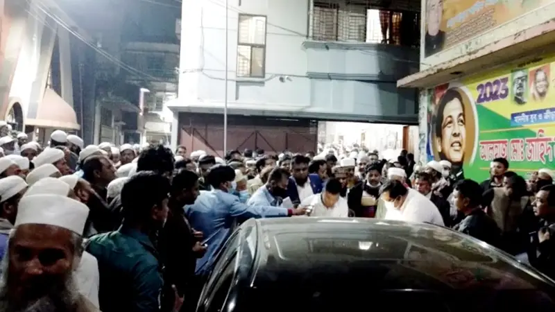 টঙ্গীতে ক্রীড়া প্রতিমন্ত্রীর সঙ্গে গভীর রাতে তাবলীগের দুগ্রুপের বৈঠক টঙ্গীতে ক্রীড়া প্রতিমন্ত্রীর সঙ্গে গভীর রাতে তাবলীগের দুগ্রুপের বৈঠক