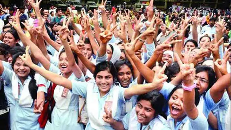 এইচএসসি ও সমমান পরীক্ষার ফল প্রকাশ এইচএসসি ও সমমান পরীক্ষার ফল প্রকাশ