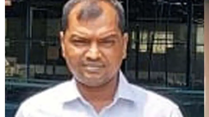 মীরসরাইয়ে ব্যবসায়ীকে গুলি করে টাকা ছিনতাই মীরসরাইয়ে ব্যবসায়ীকে গুলি করে টাকা ছিনতাই