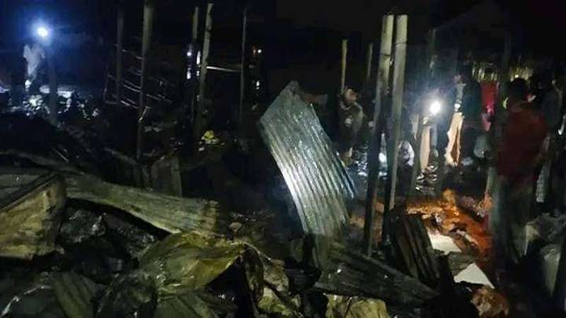 নাটোরের সিংড়ায় গ্যাস সিলিন্ডার বিস্ফোরণে নিহত ১ নাটোরের সিংড়ায় গ্যাস সিলিন্ডার বিস্ফোরণে নিহত ১