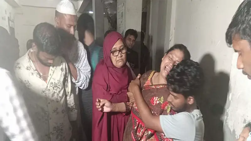 পটুয়াখালীতে ছুরি মেরে দুই স্কুল ছাত্রকে খুন পটুয়াখালীতে ছুরি মেরে দুই স্কুল ছাত্রকে খুন