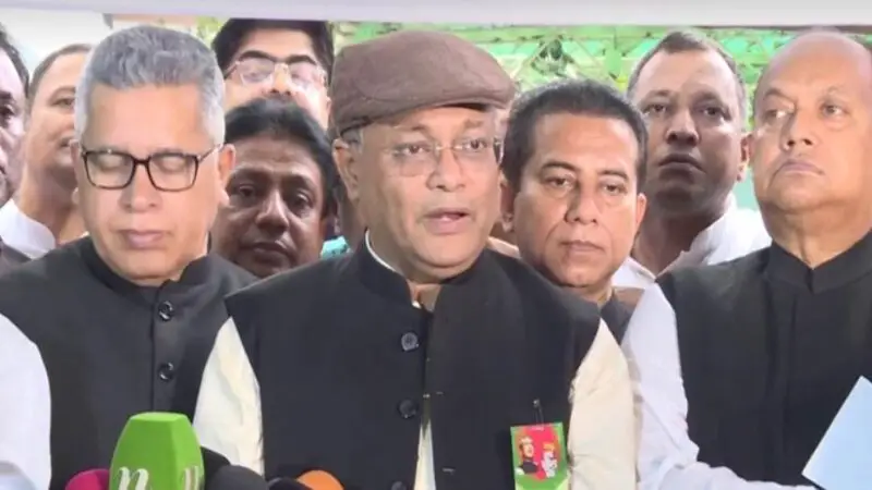 মুক্তিযোদ্ধার ছদ্মাবরণে পাকিস্তানিদের দোসর ছিলো জিয়া মুক্তিযোদ্ধার ছদ্মাবরণে পাকিস্তানিদের দোসর ছিলো জিয়া