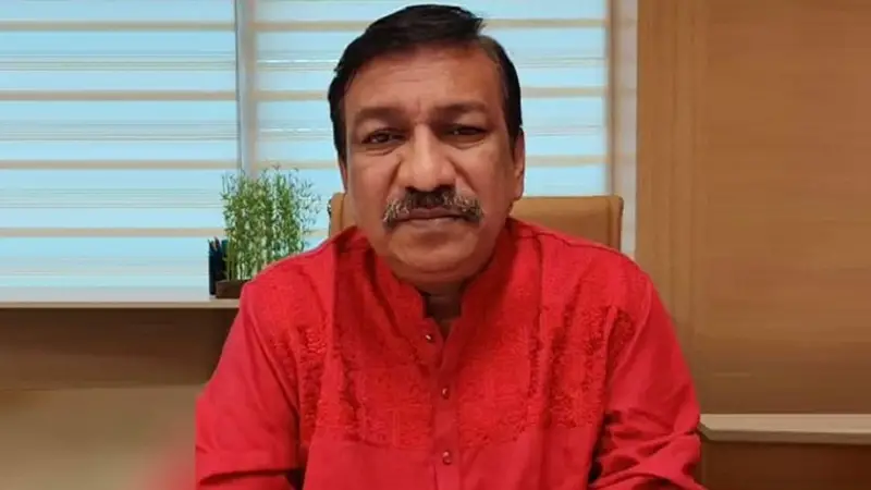 আলেশা মার্ট চেয়ারম্যানের বিরুদ্ধে গ্রেপ্তারি পরোয়ানা আলেশা মার্ট চেয়ারম্যানের বিরুদ্ধে গ্রেপ্তারি পরোয়ানা