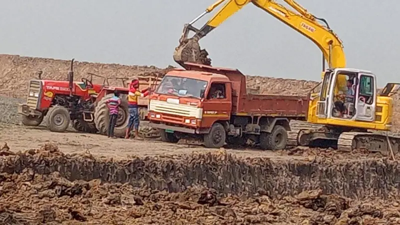 উল্লাপাড়ায় পাঁচ বছরে আবাদী জমি কমেছে ৮১৬ হেক্টর উল্লাপাড়ায় পাঁচ বছরে আবাদী জমি কমেছে ৮১৬ হেক্টর
