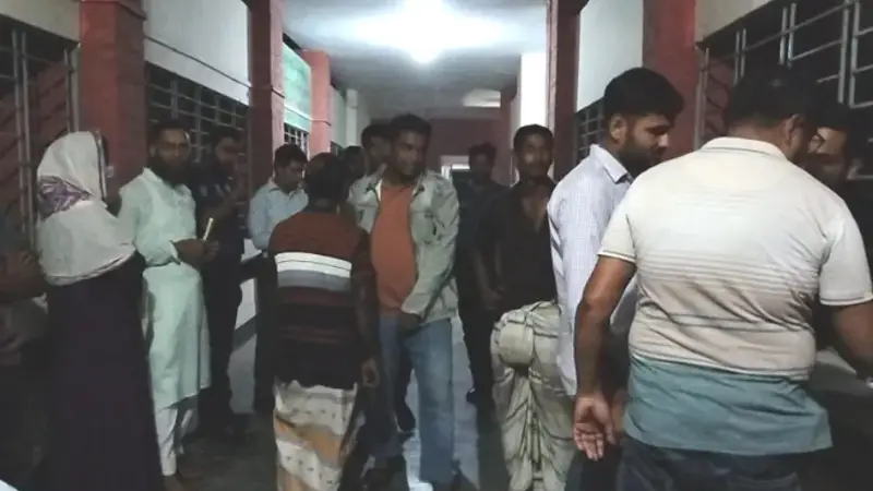 পরকীয়ায় বাধা দেওয়ায় অন্তঃস্বত্ত্বাা গৃহবধূকে পিটিয়ে হত্যা পরকীয়ায় বাধা দেওয়ায় অন্তঃস্বত্ত্বাা গৃহবধূকে পিটিয়ে হত্যা