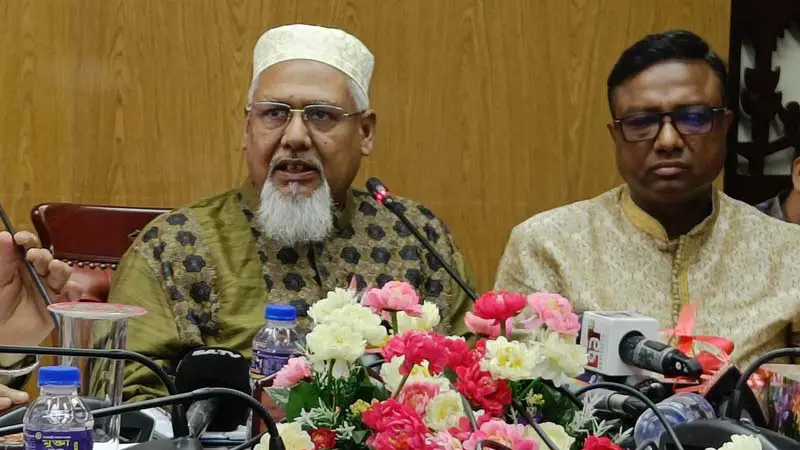 বাড়ছে না হজ নিবন্ধনের সময়, ২১ মে হজের প্রথম ফ্লাইট বাড়ছে না হজ নিবন্ধনের সময়, ২১ মে হজের প্রথম ফ্লাইট