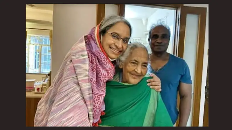 শিক্ষামন্ত্রী দীপু মনির মা আর নেই শিক্ষামন্ত্রী দীপু মনির মা আর নেই
