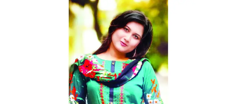 প্রশংসিত মৌসুমী মৌ প্রশংসিত মৌসুমী মৌ