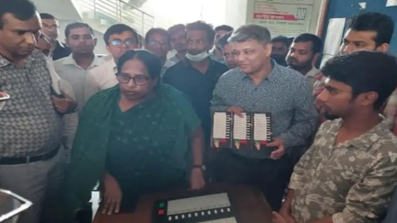 সিসি ক্যামেরার মাধ্যমে মনিটরিং হবে আসন্ন সিটি নির্বাচন সিসি ক্যামেরার মাধ্যমে মনিটরিং হবে আসন্ন সিটি নির্বাচন
