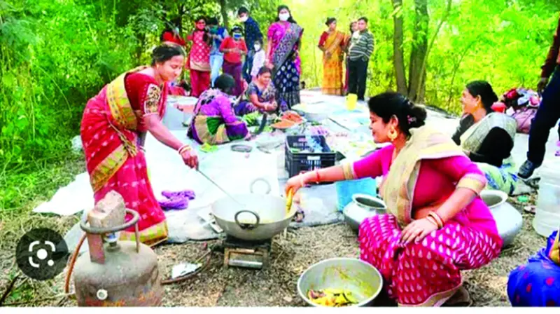 চল মন বনভোজনে চল মন বনভোজনে