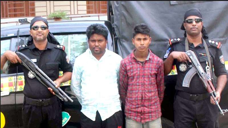 চালককে খুন করে ইজিবাইক ছিনতাই, আটক ৫ চালককে খুন করে ইজিবাইক ছিনতাই, আটক ৫