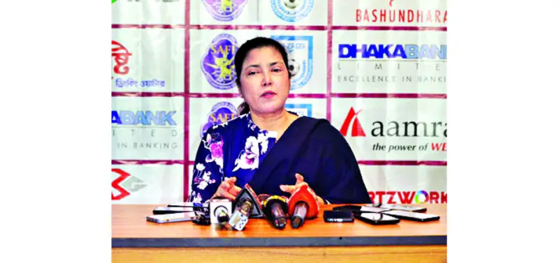 অলিম্পিক প্রস্তুতি ম্যাচ খেলতে সিঙ্গাপুর যাচ্ছেন সাবিনারা অলিম্পিক প্রস্তুতি ম্যাচ খেলতে সিঙ্গাপুর যাচ্ছেন সাবিনারা