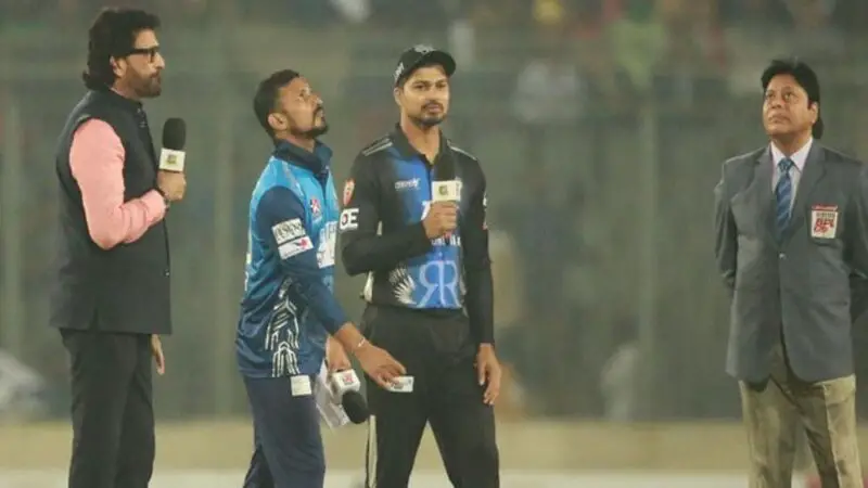 টস জিতে ঢাকাকে ব্যাটিংয়ে পাঠিয়েছে রংপুর টস জিতে ঢাকাকে ব্যাটিংয়ে পাঠিয়েছে রংপুর