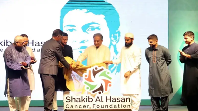 ক্যানসার ফাউন্ডেশন চালু করলেন সাকিব ক্যানসার ফাউন্ডেশন চালু করলেন সাকিব