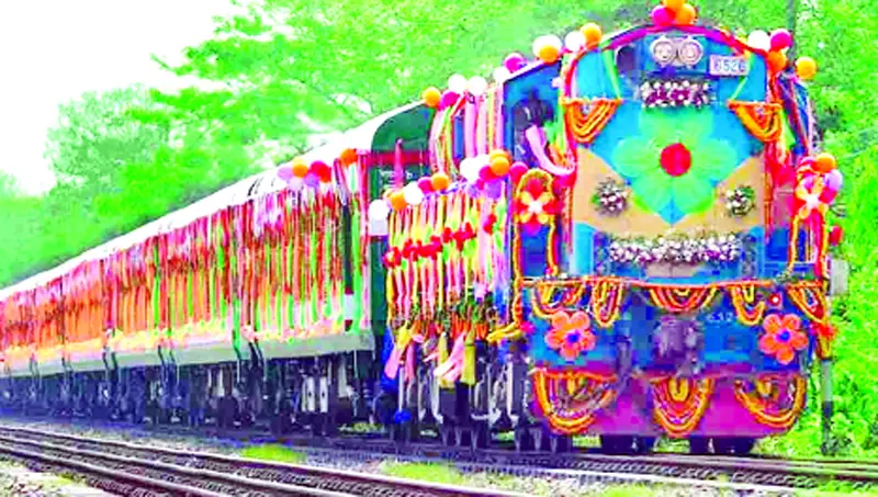 মিতালী এক্সপ্রেসে যাত্রী ভোগান্তি, বিলম্ব মিতালী এক্সপ্রেসে যাত্রী ভোগান্তি, বিলম্ব