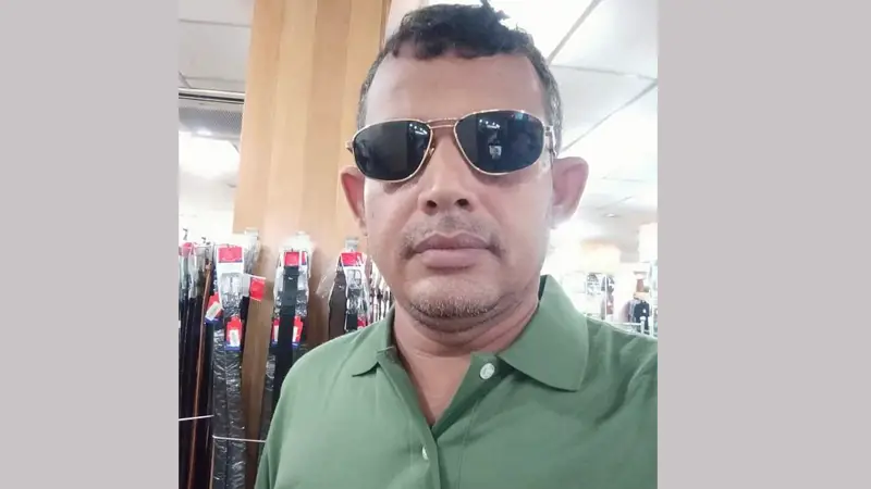 খুলনায় দুর্বৃত্তের গুলিতে ব্যবসায়ী নিহত খুলনায় দুর্বৃত্তের গুলিতে ব্যবসায়ী নিহত