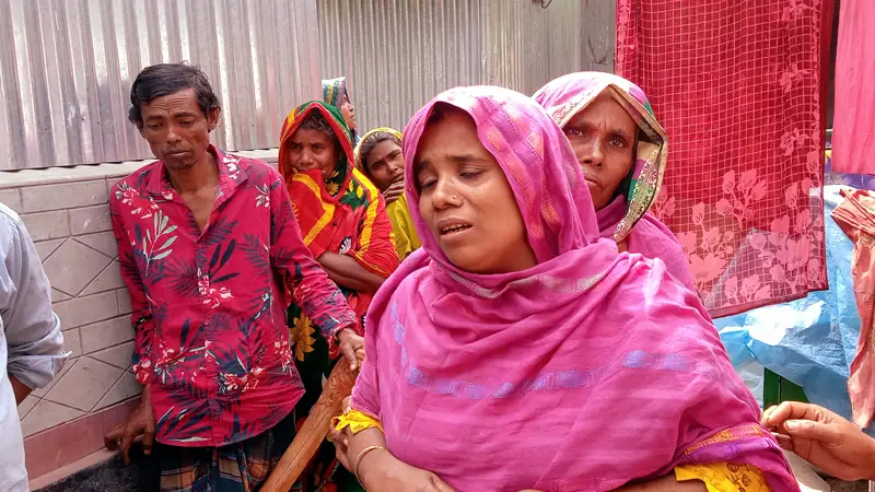 নিহত হৃদয়ের করিমগঞ্জের বাড়িতে শোকের মাতম