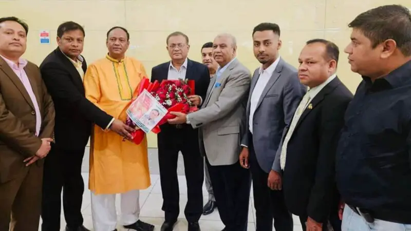 দেশের অগ্রগতিতে অসামান্য ভূমিকা রেখে চলেছে প্রবাসীরা দেশের অগ্রগতিতে অসামান্য ভূমিকা রেখে চলেছে প্রবাসীরা