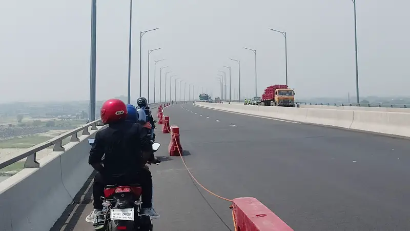 মোটরসাইকেল থেকে পদ্মা সেতুতে ৫ দিনে টোল আদায় সাড়ে ৪৩ লাখ টাকা মোটরসাইকেল থেকে পদ্মা সেতুতে ৫ দিনে টোল আদায় সাড়ে ৪৩ লাখ টাকা