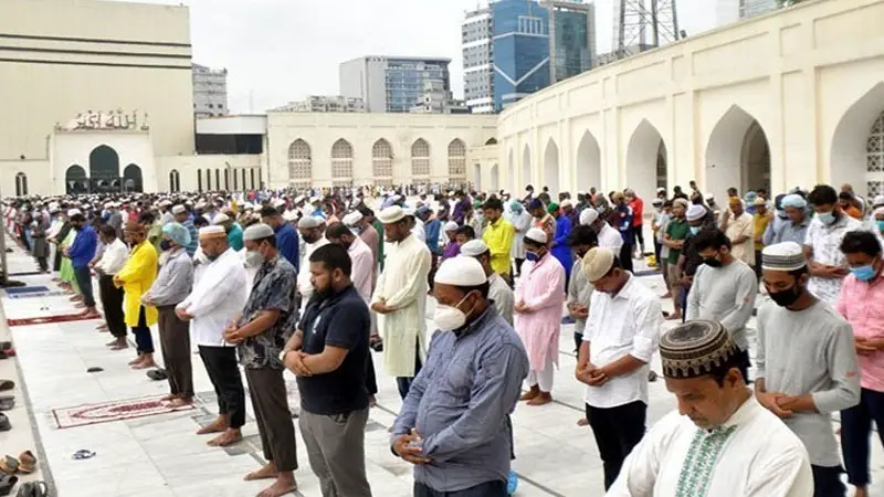 রাজধানীতে কখন কোথায় ঈদের জামাত রাজধানীতে কখন কোথায় ঈদের জামাত