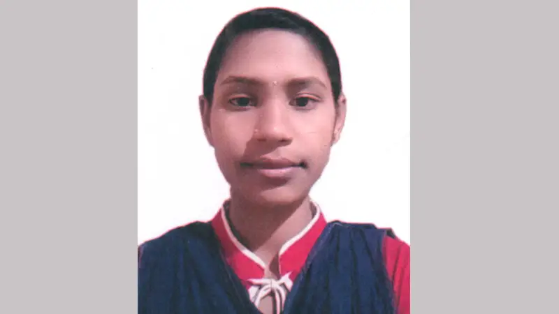 উচ্চ শিক্ষা নিয়ে দুঃশ্চিন্তাগ্রস্ত পিংকী উচ্চ শিক্ষা নিয়ে দুঃশ্চিন্তাগ্রস্ত পিংকী