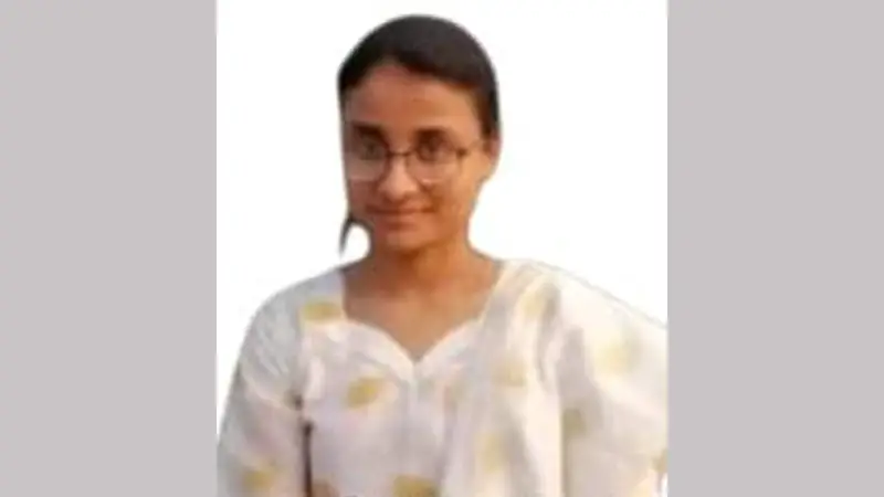 হোমনায় ৭তলা ভবন থেকে পড়ে প্রতিবন্ধী শিক্ষার্থীর আত্মহত্যা! হোমনায় ৭তলা ভবন থেকে পড়ে প্রতিবন্ধী শিক্ষার্থীর আত্মহত্যা!
