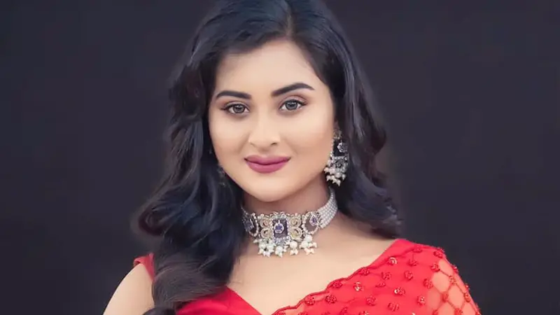 নতুন সিনেমায় চুক্তিবদ্ধ নায়িকা বুবলী নতুন সিনেমায় চুক্তিবদ্ধ নায়িকা বুবলী
