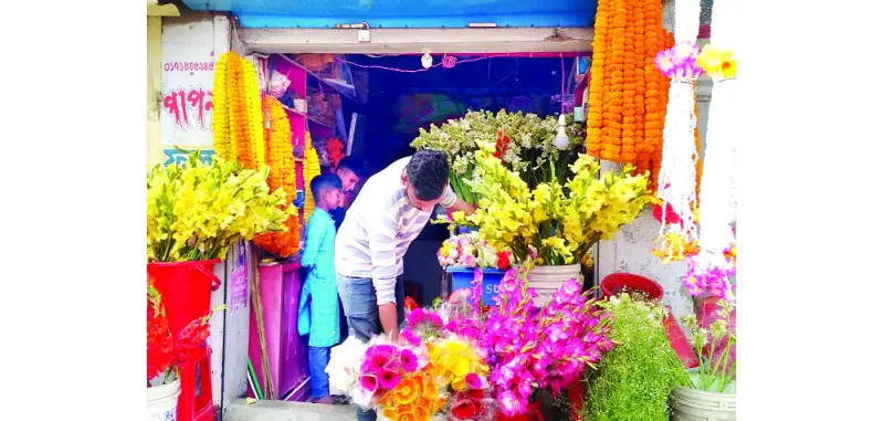 সৈয়দপুরে এবার কোটি টাকার ফুল বিক্রির প্রস্তুতি