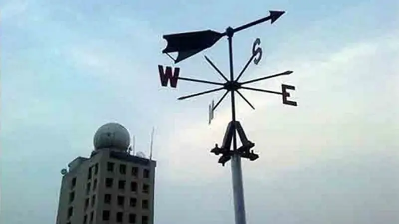 শীতের মধ্যেই গুঁড়ি গুঁড়ি বৃষ্টির পূর্বাভাস শীতের মধ্যেই গুঁড়ি গুঁড়ি বৃষ্টির পূর্বাভাস