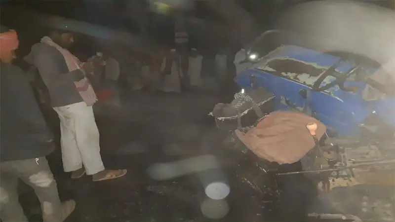 ট্রাক্টর-অটোভ্যানের সংঘর্ষে নিহত ২ ট্রাক্টর-অটোভ্যানের সংঘর্ষে নিহত ২