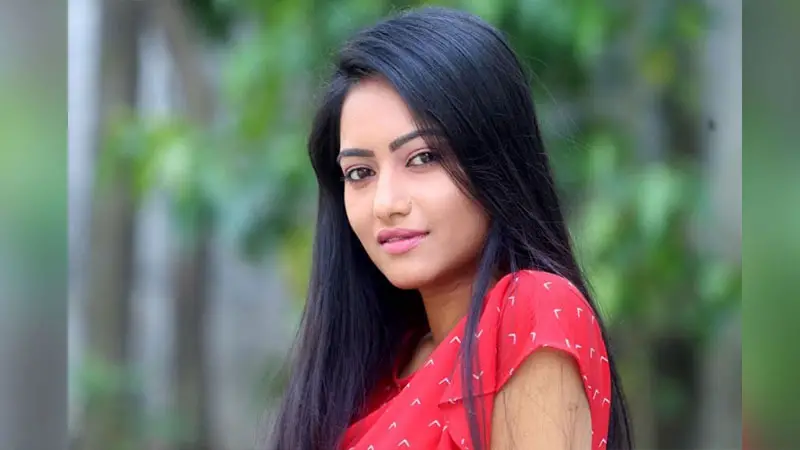 কথা বলতে পারছে দগ্ধ অভিনেত্রী আঁখি কথা বলতে পারছে দগ্ধ অভিনেত্রী আঁখি