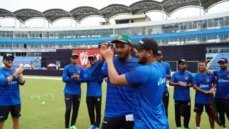 টস জিতে ব্যাটিংয়ে বাংলাদেশ টস জিতে ব্যাটিংয়ে বাংলাদেশ