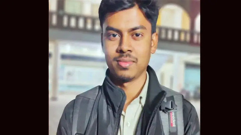 প্রকৌশলী একমাত্র ছেলেকে হারিয়ে বাকরুদ্ধ মা প্রকৌশলী একমাত্র ছেলেকে হারিয়ে বাকরুদ্ধ মা