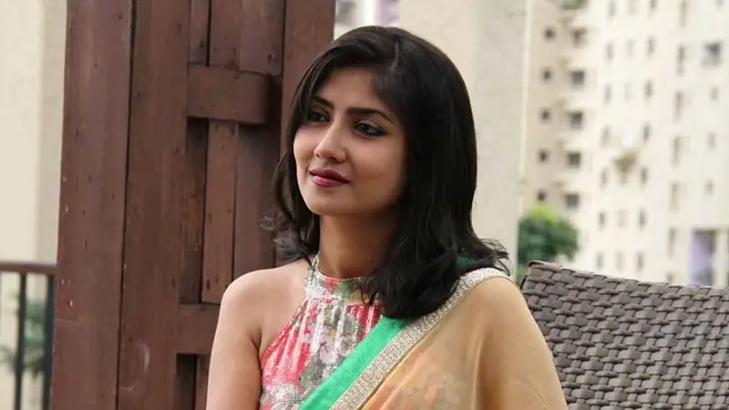 পণপ্রথার বিরুদ্ধে সোচ্চার হলেন দেবলীনা পণপ্রথার বিরুদ্ধে সোচ্চার হলেন দেবলীনা