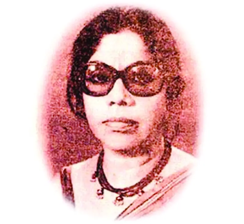 লায়লা সামাদ এক বিস্ময়কর প্রতিভা লায়লা সামাদ এক বিস্ময়কর প্রতিভা