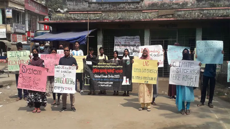 জলবাযু পরিবর্তনের প্রভাবে পাল্টে যাচ্ছে জীবন-জীবিকা 