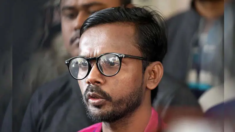 সুন্দর চেহারা বানাতে গিয়ে কীভাবে ফাঁসলেন হিরো আলম সুন্দর চেহারা বানাতে গিয়ে কীভাবে ফাঁসলেন হিরো আলম