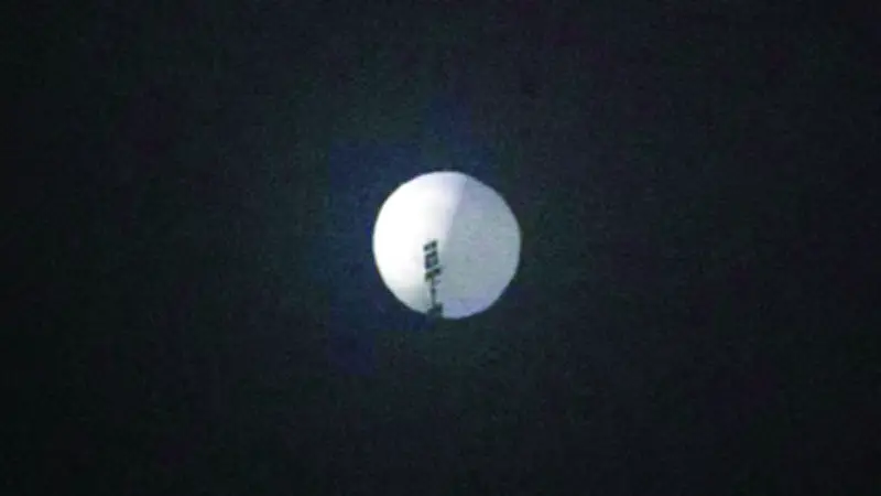 চীনা নজরদারি বেলুন চীনা নজরদারি বেলুন