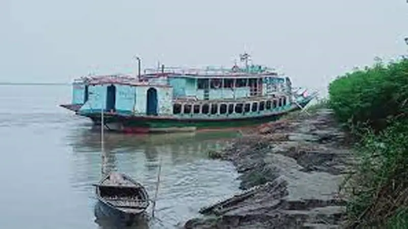 ১৪৫ কোটির টাকা ব্যয়ে নির্মিত টার্মিনালে ভেড়ে না কোনো লঞ্চ