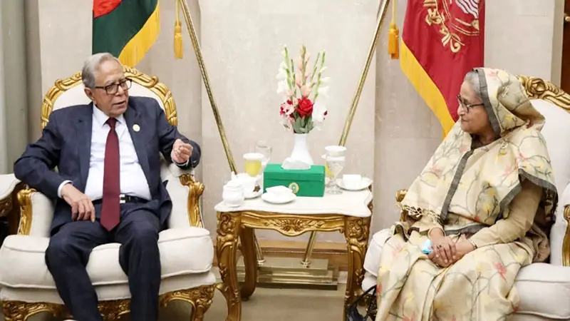 রাষ্ট্রপতির সঙ্গে প্রধানমন্ত্রীর সাক্ষাৎ রাষ্ট্রপতির সঙ্গে প্রধানমন্ত্রীর সাক্ষাৎ
