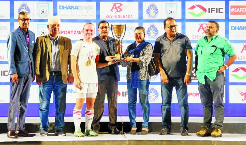 রাশিয়া অপরাজিত চ্যাম্পিয়ন রাশিয়া অপরাজিত চ্যাম্পিয়ন
