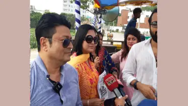 আজমতের ভোট প্রচারণায় ফেরদৌস-রিয়াজ-নিপুন