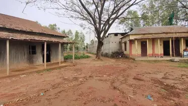 নালিতাবাড়ীতে বিদ্যালয়ের অফিস কক্ষ তালাবদ্ধ,পাঠদান ব্যাহত