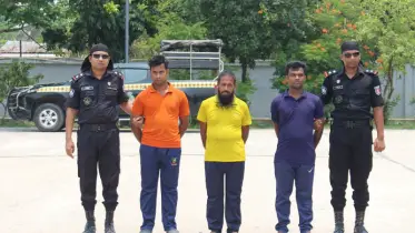 ইভটিজিংয়ের প্রতিবাদকারীকে কুপিয়ে হত্যা, গ্রেপ্তার ৩
