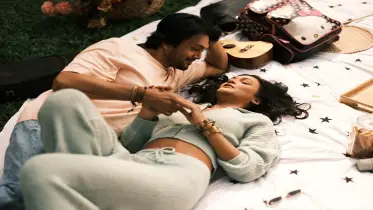অন্তর্জালে সাড়া ফেলেছে শুভ-শিলার রোমান্স