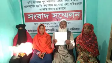 প্রভাবশালীর অত্যাচারে ছয় মাস বাড়ি ছাড়া দুই পরিবার