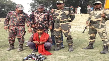 সীমান্তে বিএসএফ’র হাতে বাংলাদেশী যুবক আটক 