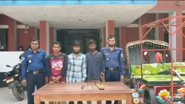 ডাকাতির সরঞ্জামসহ ৩ জন আটক